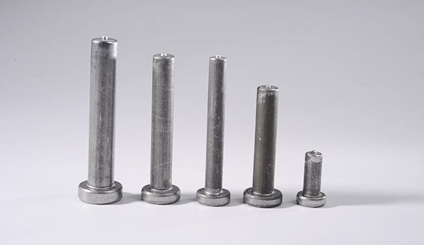 焊釘焊前檢查應該怎么操作？